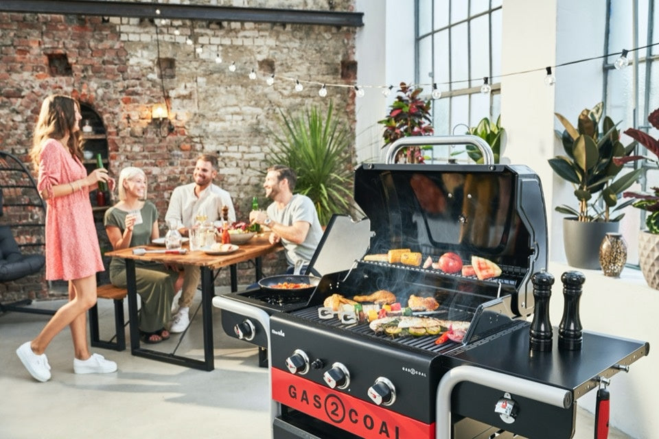 Char-Broil® Gas2coal 2.0 BBQ 330
