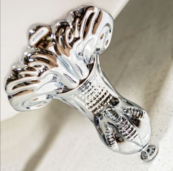Valley Freestanding Acrylic Bath & Chrome Feet - 1750x800mm